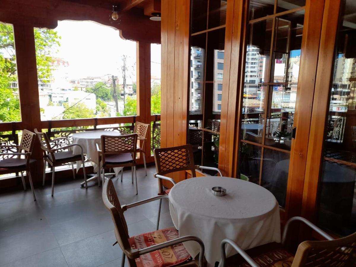 Hotel Happy Gjakova Ngoại thất bức ảnh