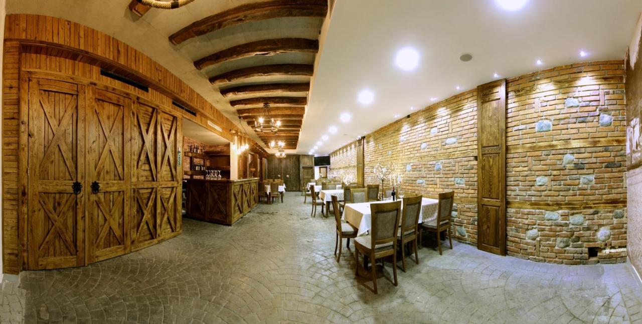 Hotel Happy Gjakova Ngoại thất bức ảnh