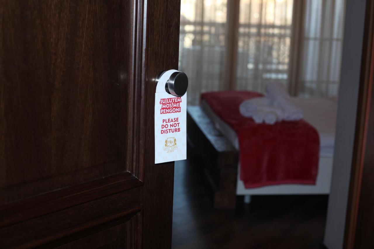 Hotel Happy Gjakova Ngoại thất bức ảnh