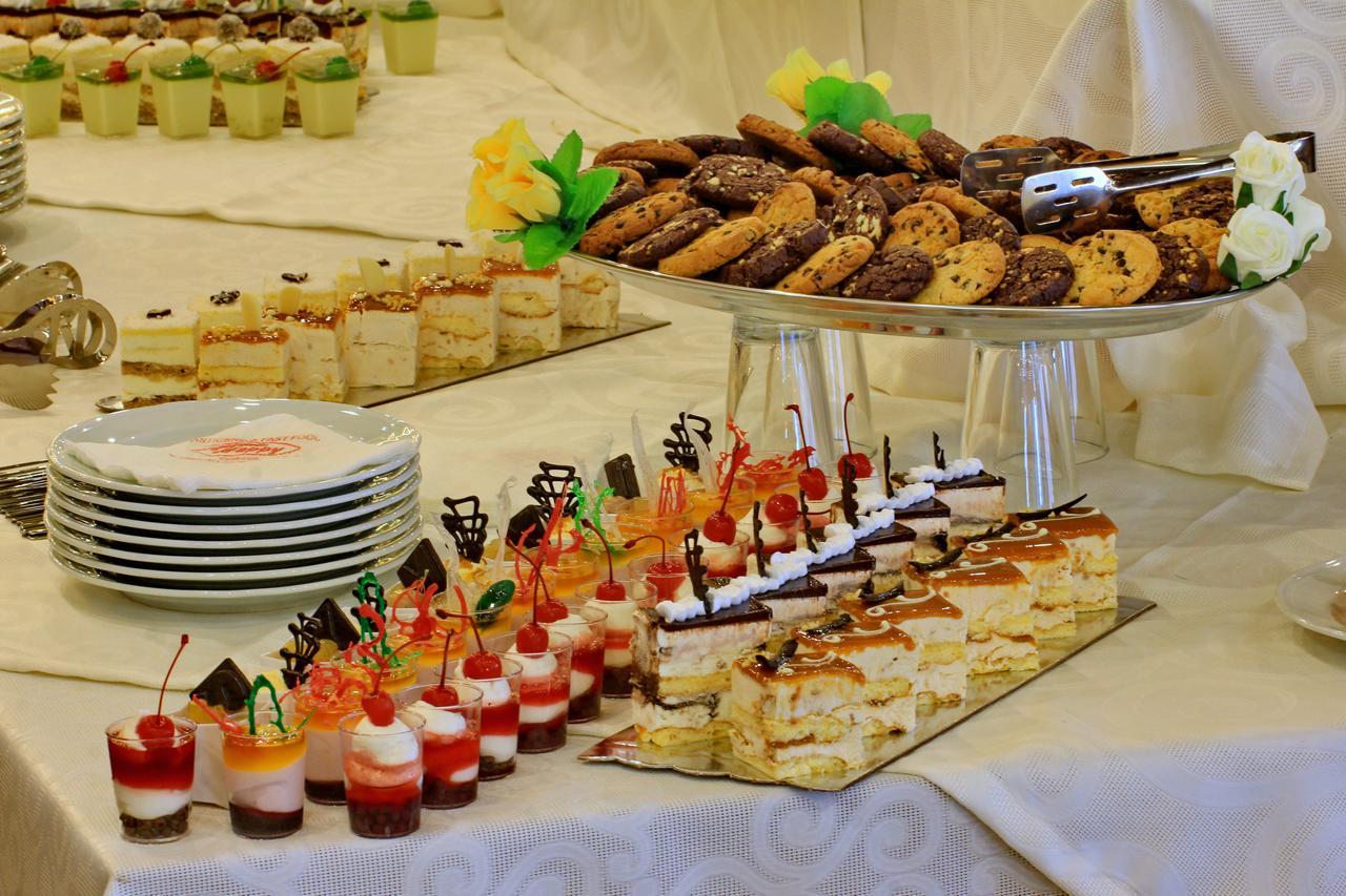 Hotel Happy Gjakova Ngoại thất bức ảnh